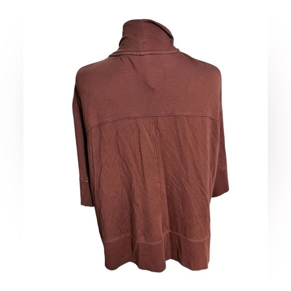 Athleta Lotus Wrap. Color dark plum extra small / small oversized pockets - Picture 6 of 13